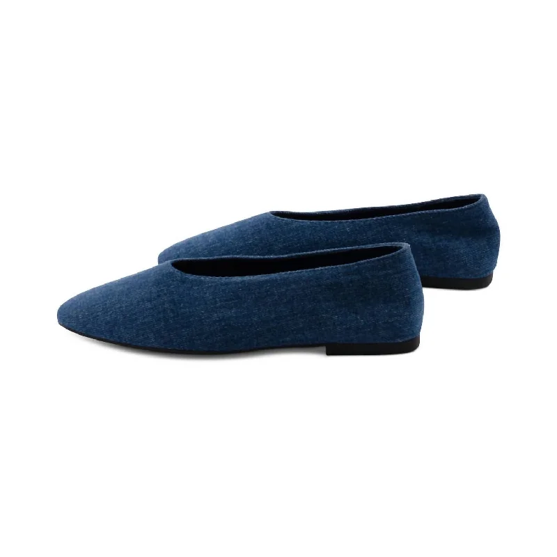 Women's Romp Flat In Blue Denim