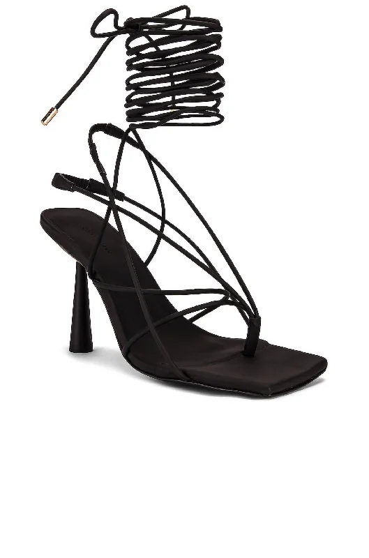 Lace Up Sandals In Black