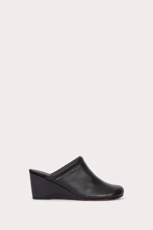 Low Bully Wedge Sandal In Black