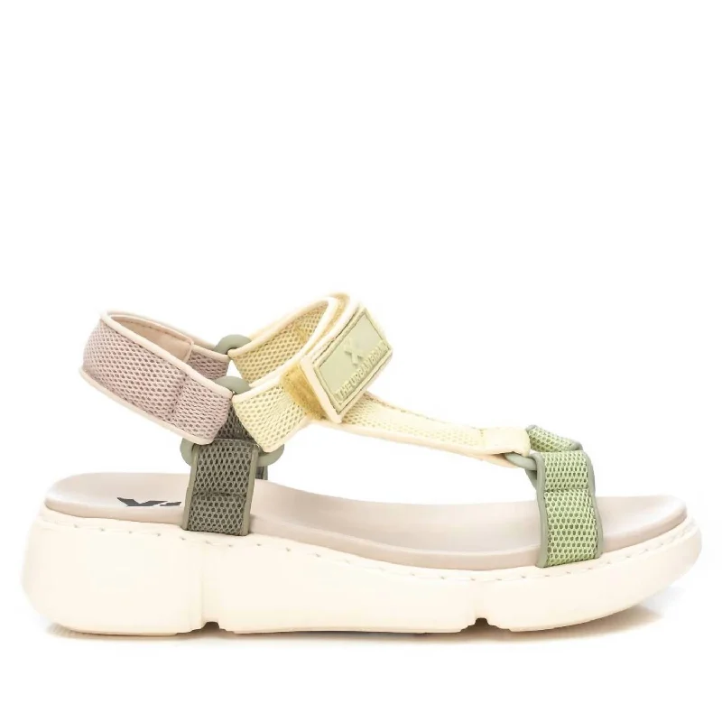 Women's Flat Sandals In Kakhi