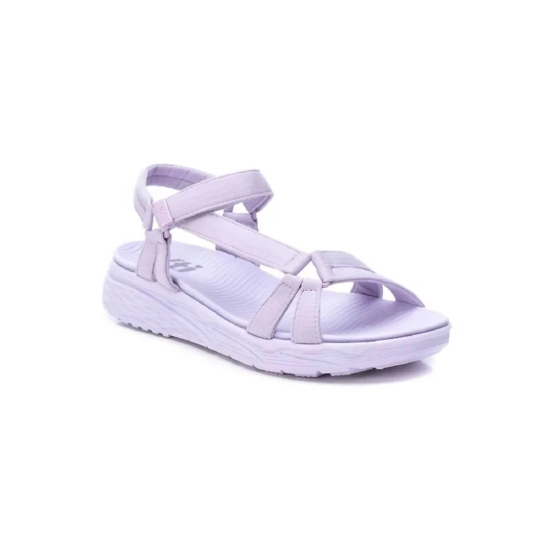 Women's Flat Sandals In Light/pastel Purple