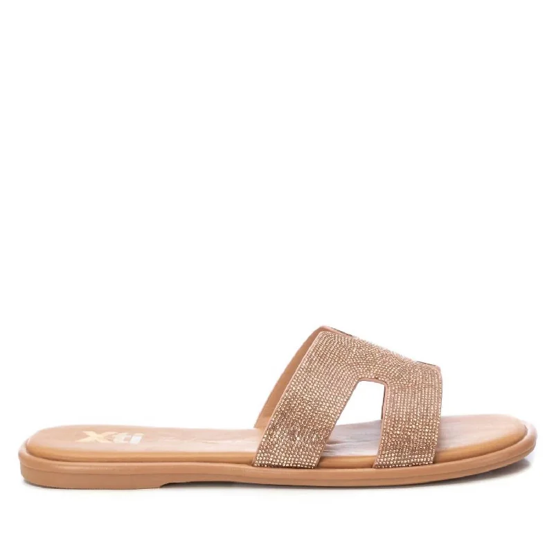 Women's Flat Sandals In Nude