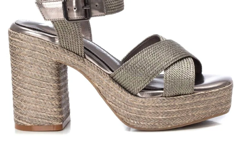 Women's Heeled Sandal In Plumb