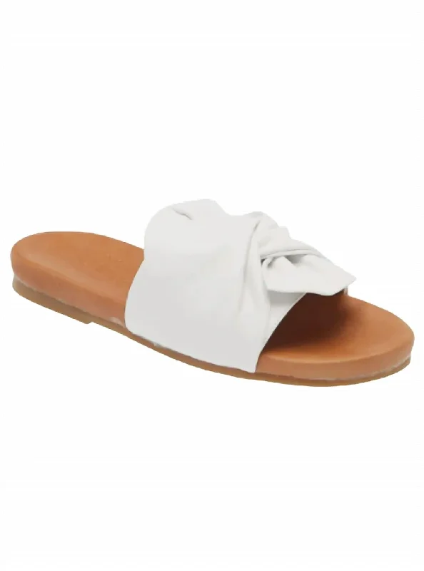 Women's Knotty Sandals In White Leather