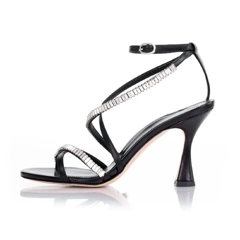 Women's Lottie Sandal In Black