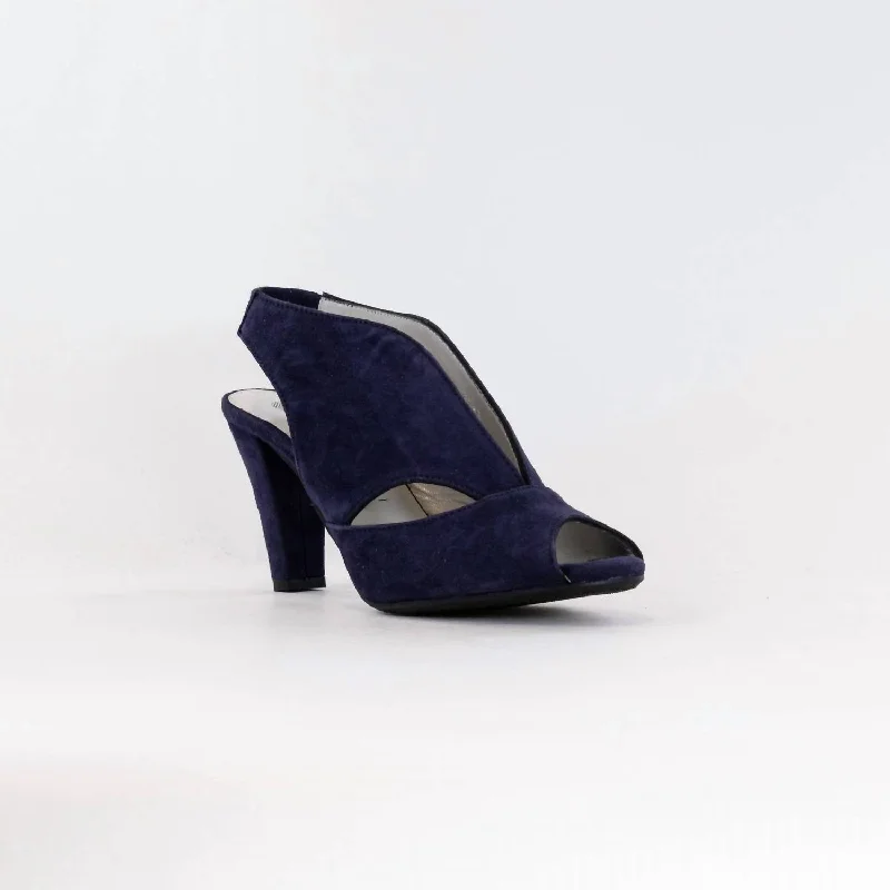 Women's Peru Sandal In Navy