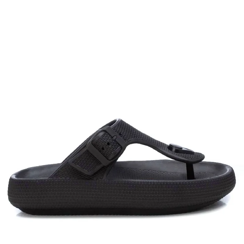 Women's Rubber Flip Flops Sandals In Black