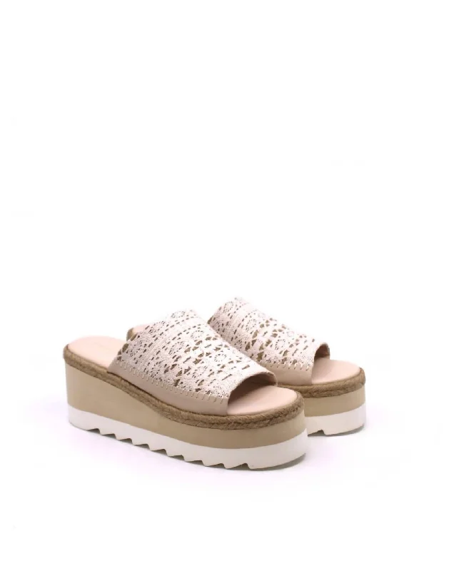 Women's Santorini Sandal In Plaster