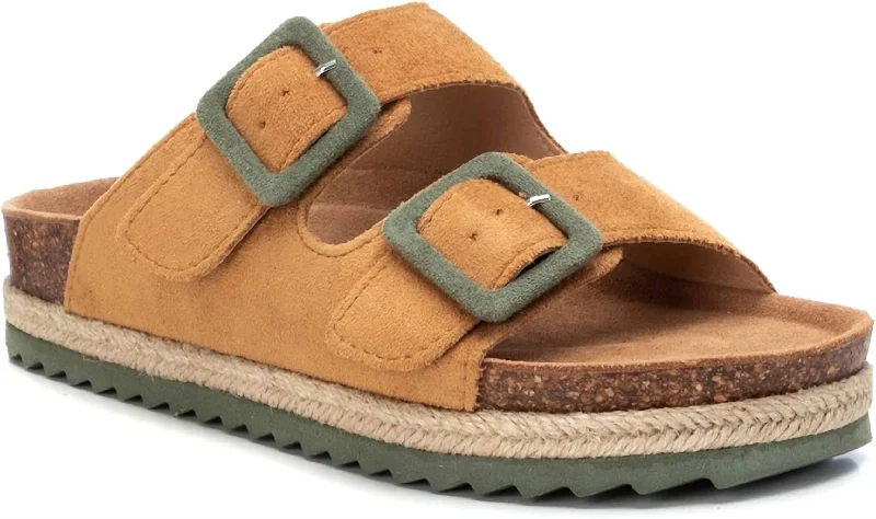 Women's Suede Flat Sandals In Medium Brown