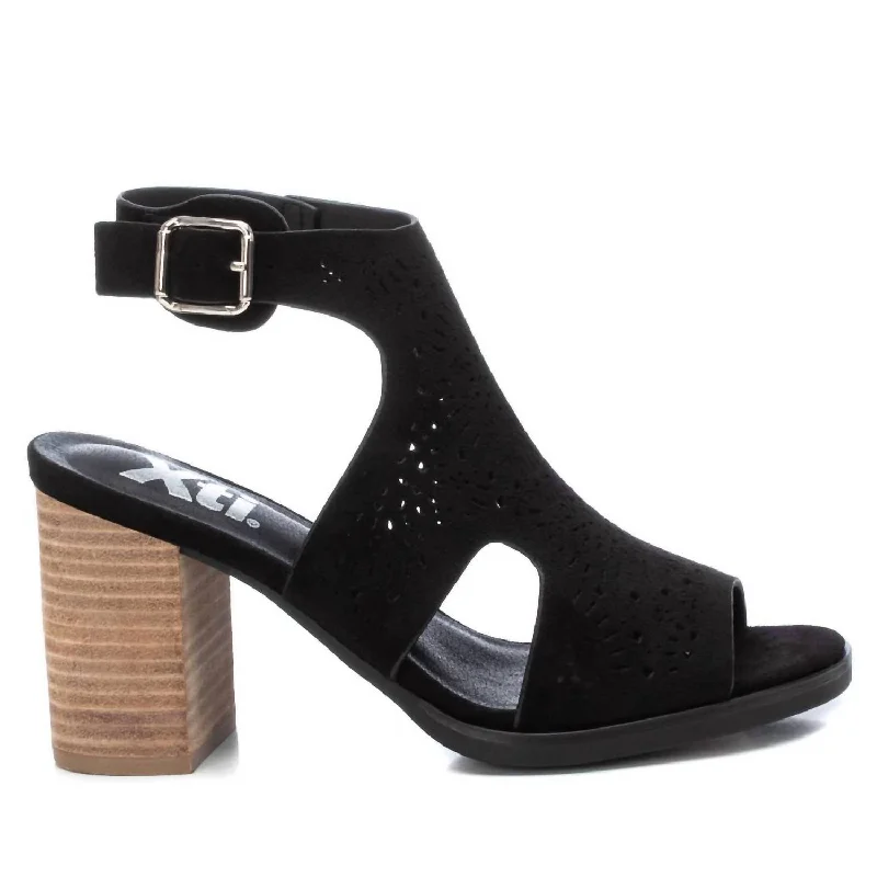 Women's Suede Sandals In Black