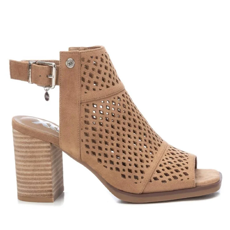 Women's Suede Sandals In Camel