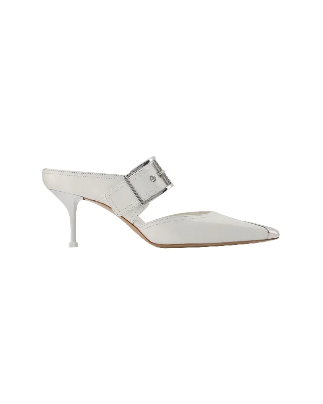 Boxcar pumps in Ivory and Silver Leather