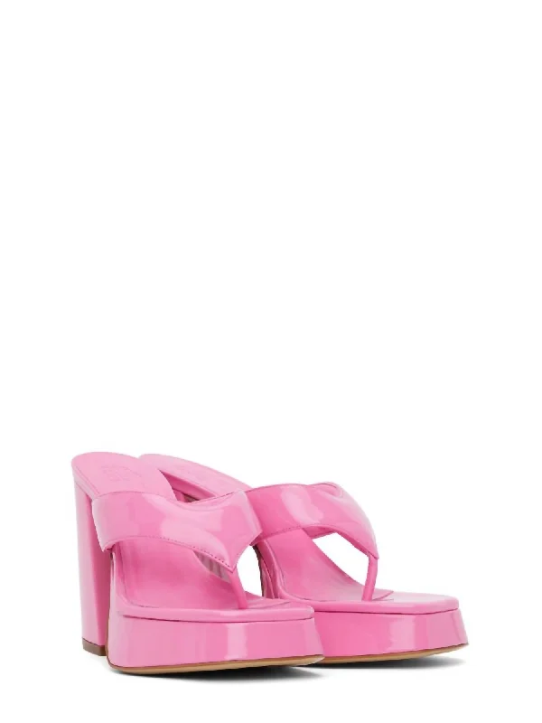 Women Platform Sandals In Pink