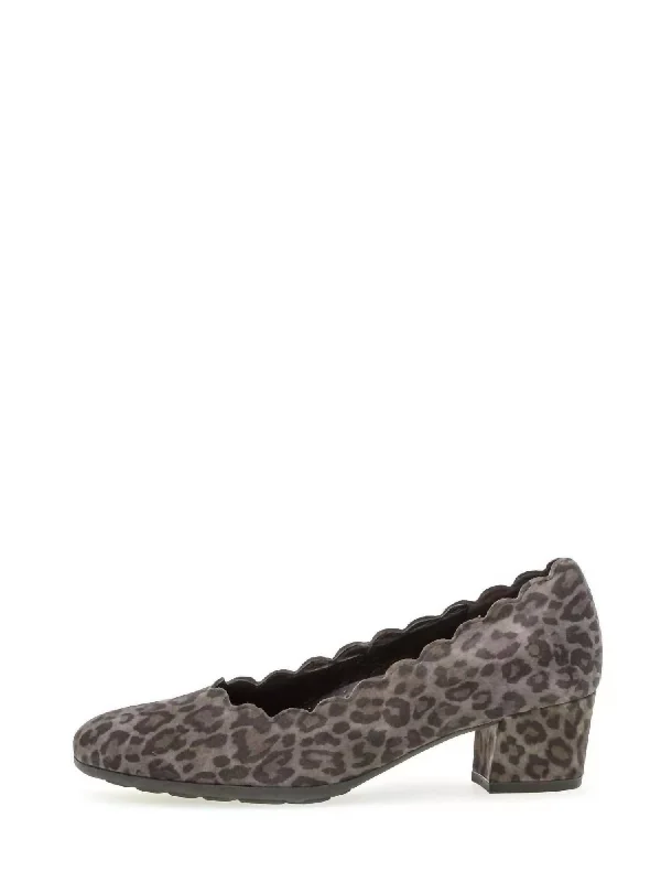 Women Scalloped Block Heel In Anthracite Leopard