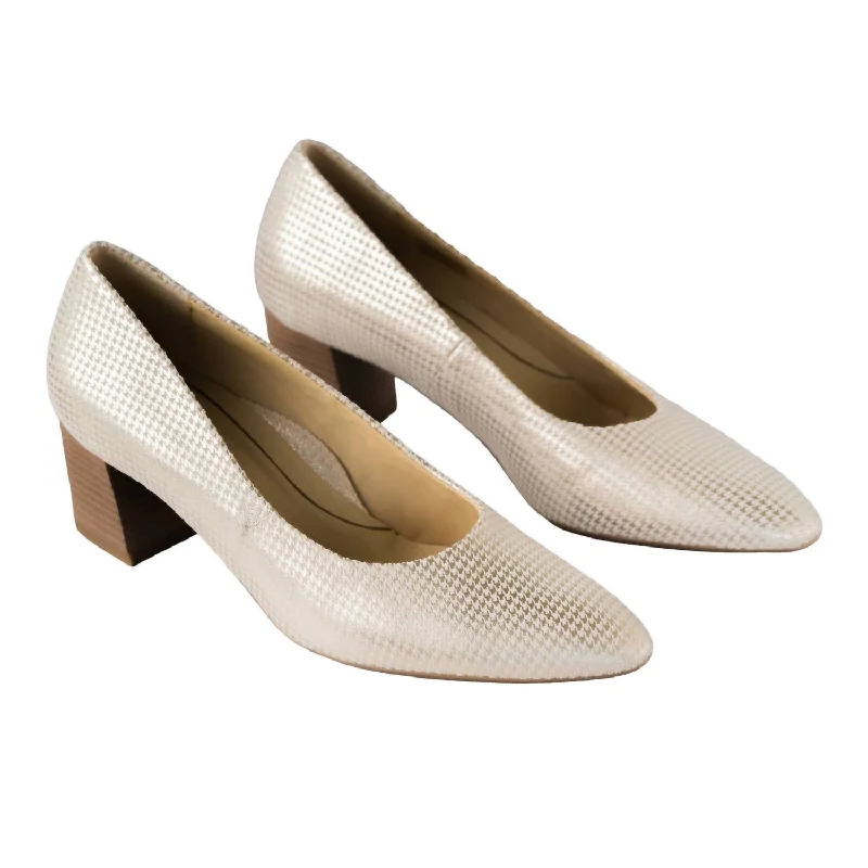 Women's Lichfield Pump In Puder Pepitakid