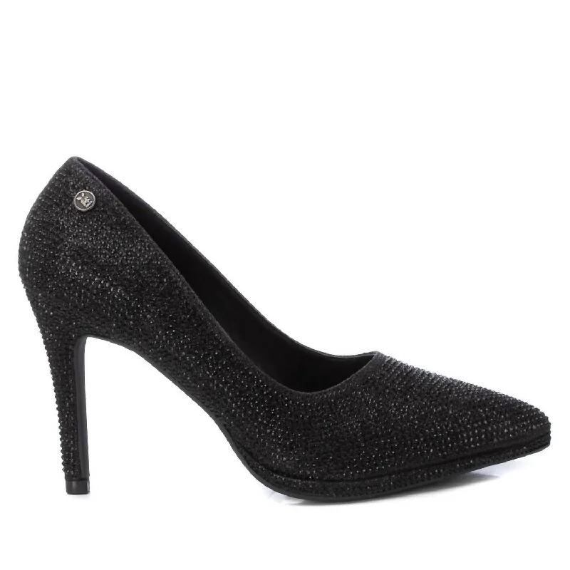 Women's Lounge Shoes In Black